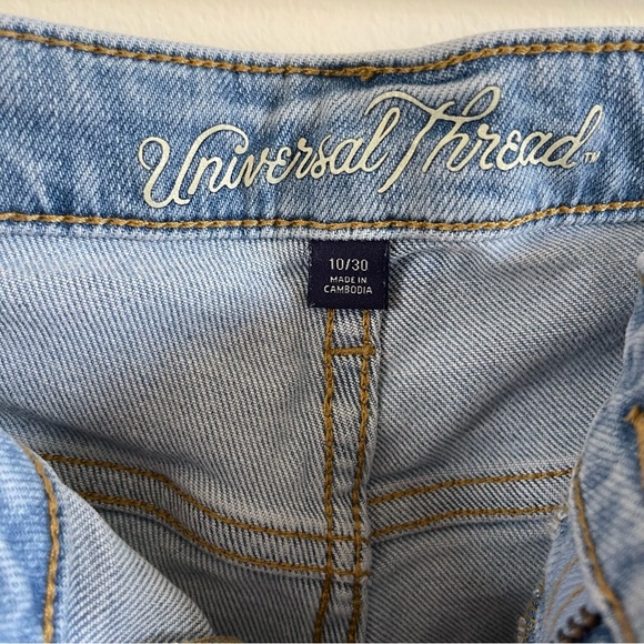 Universal Thread Cuffed Denim Shorts - Picture 2 of 3